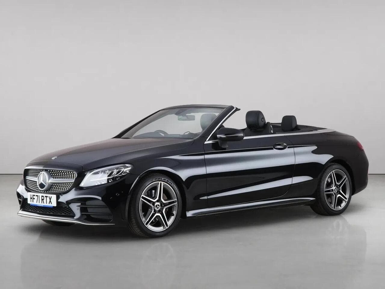 Mercedes-Benz C Class thumbnail Front Left