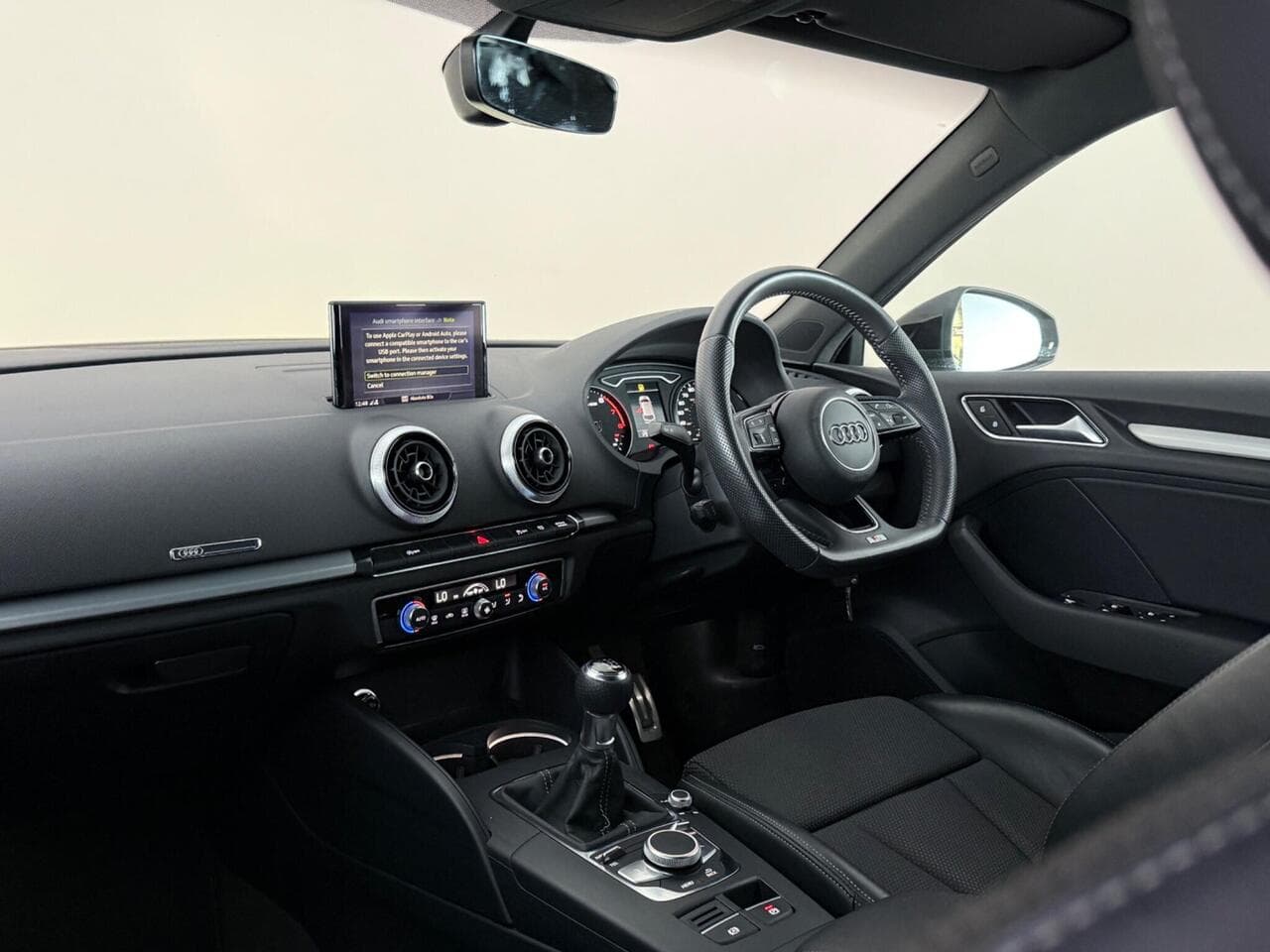 Audi A3 thumbnail Interior Front