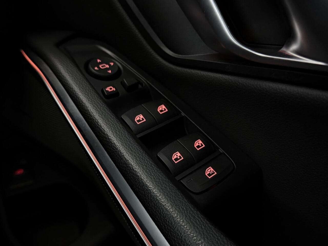 BMW 3 Series thumbnail Misc Controls