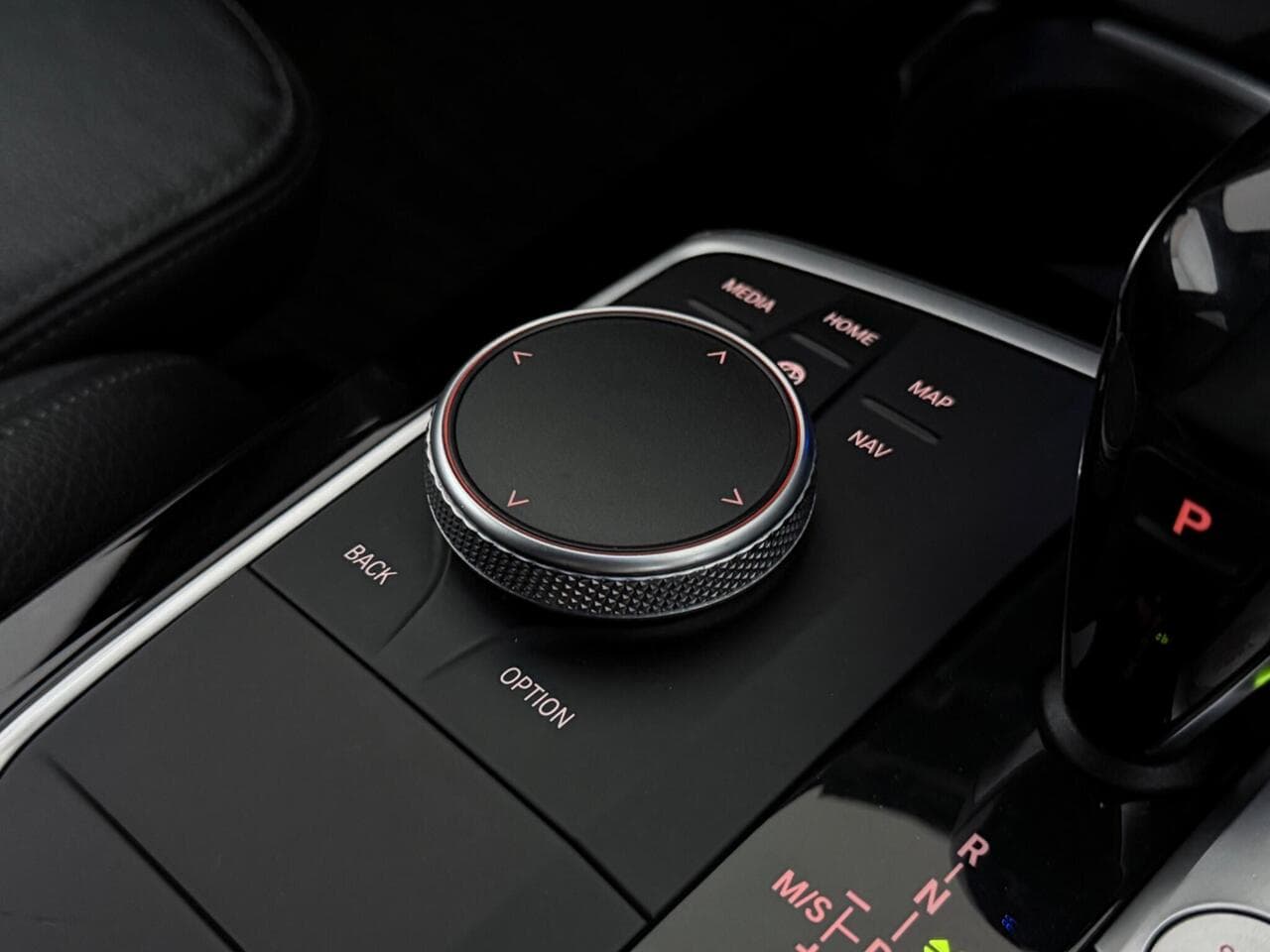 BMW 1 Series thumbnail Misc Controls