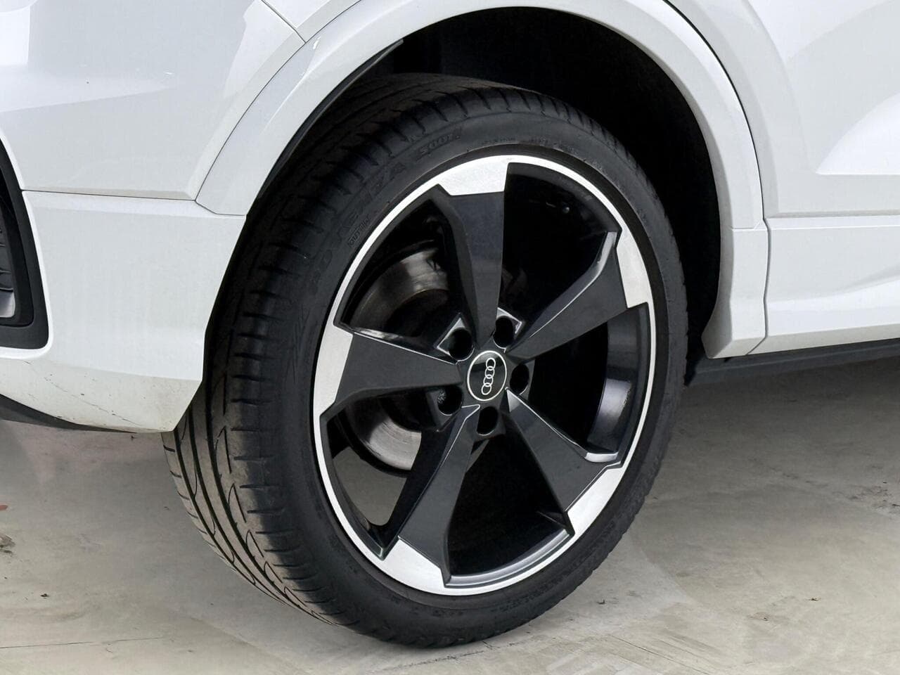 Audi Q2 thumbnail Wheel
