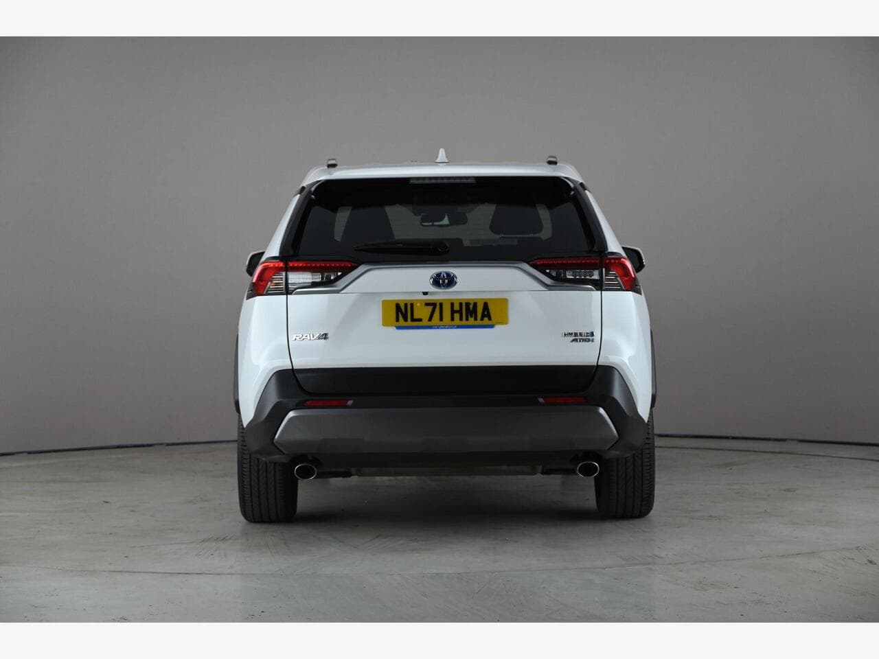 Toyota RAV4 thumbnail Rear
