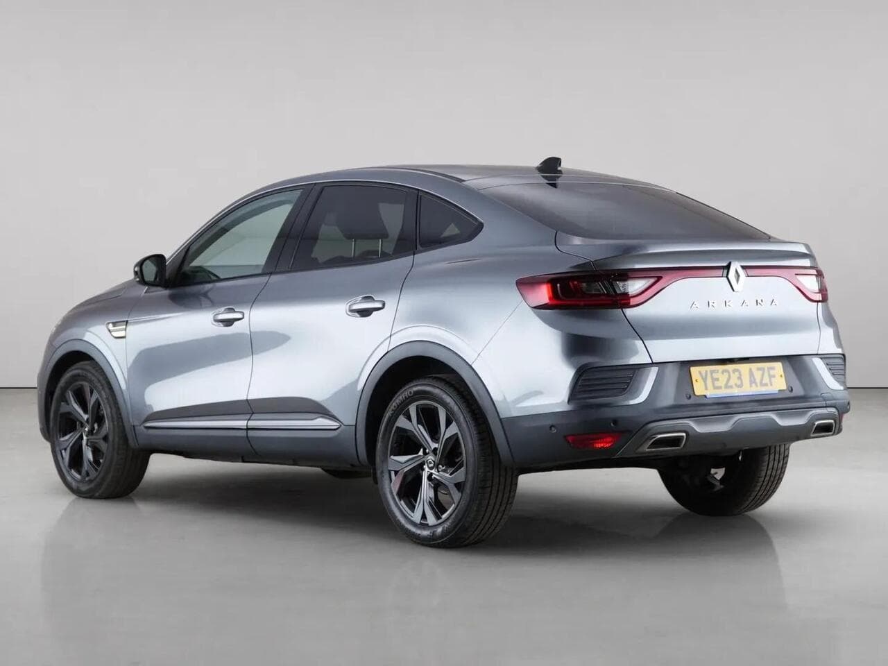Renault Arkana thumbnail Rear Left