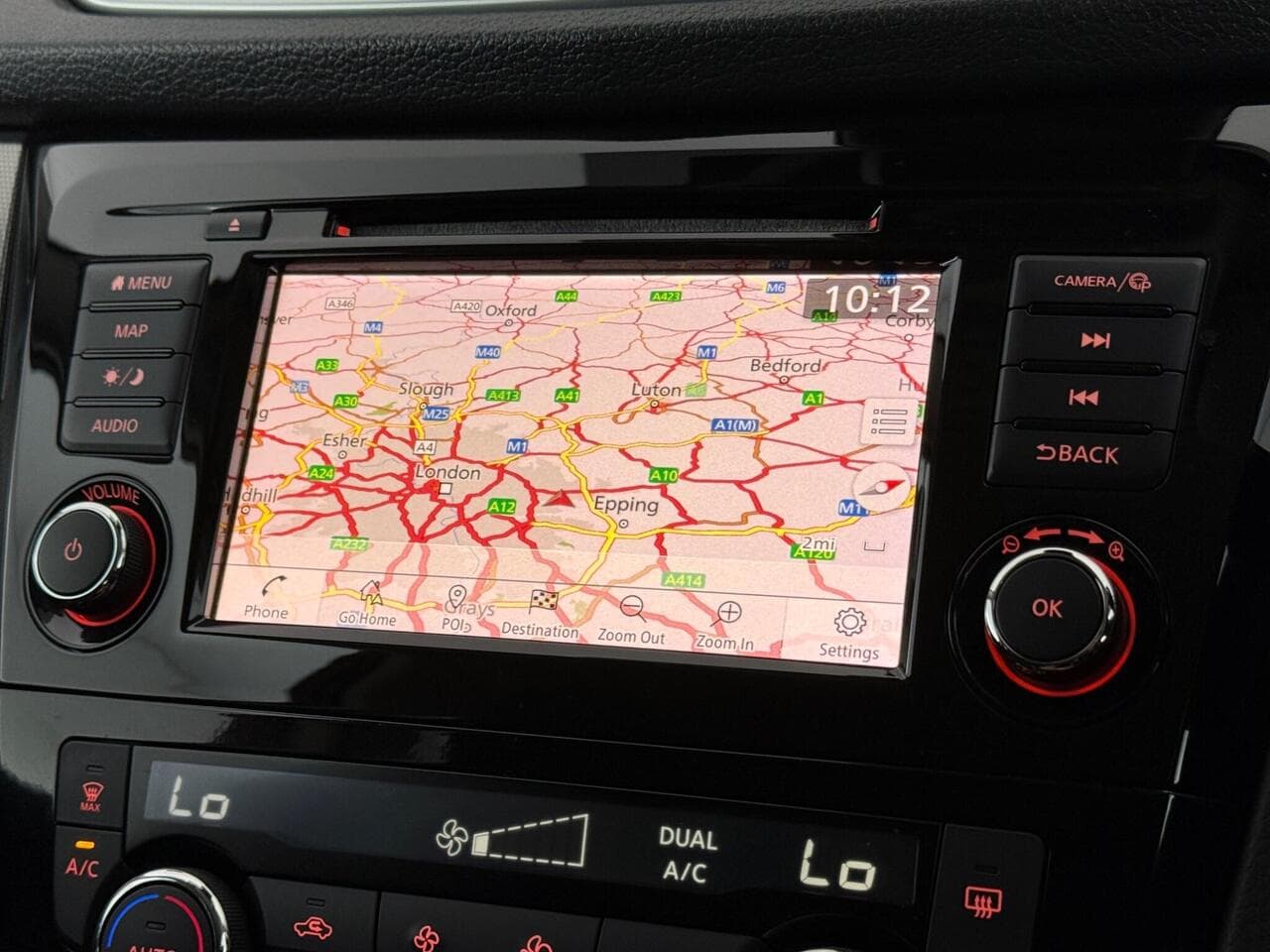 Nissan Qashqai thumbnail Infotainment System