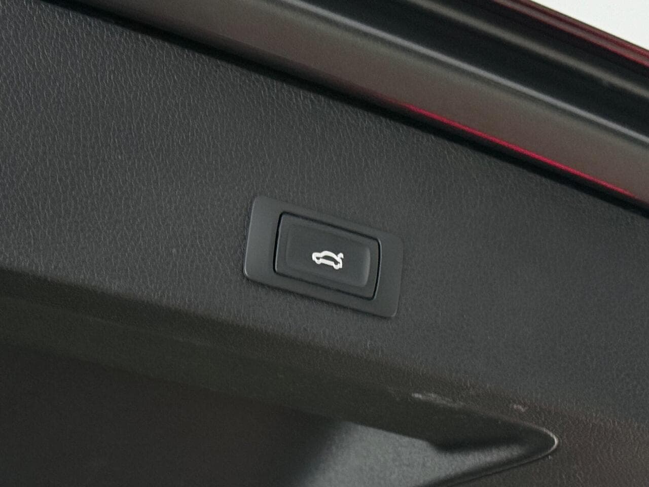 Audi Q2 thumbnail Misc Controls