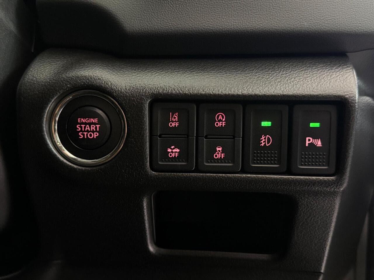 Suzuki S-Cross thumbnail Misc Controls