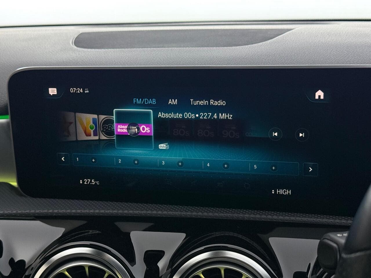 Mercedes-Benz A Class thumbnail Infotainment System