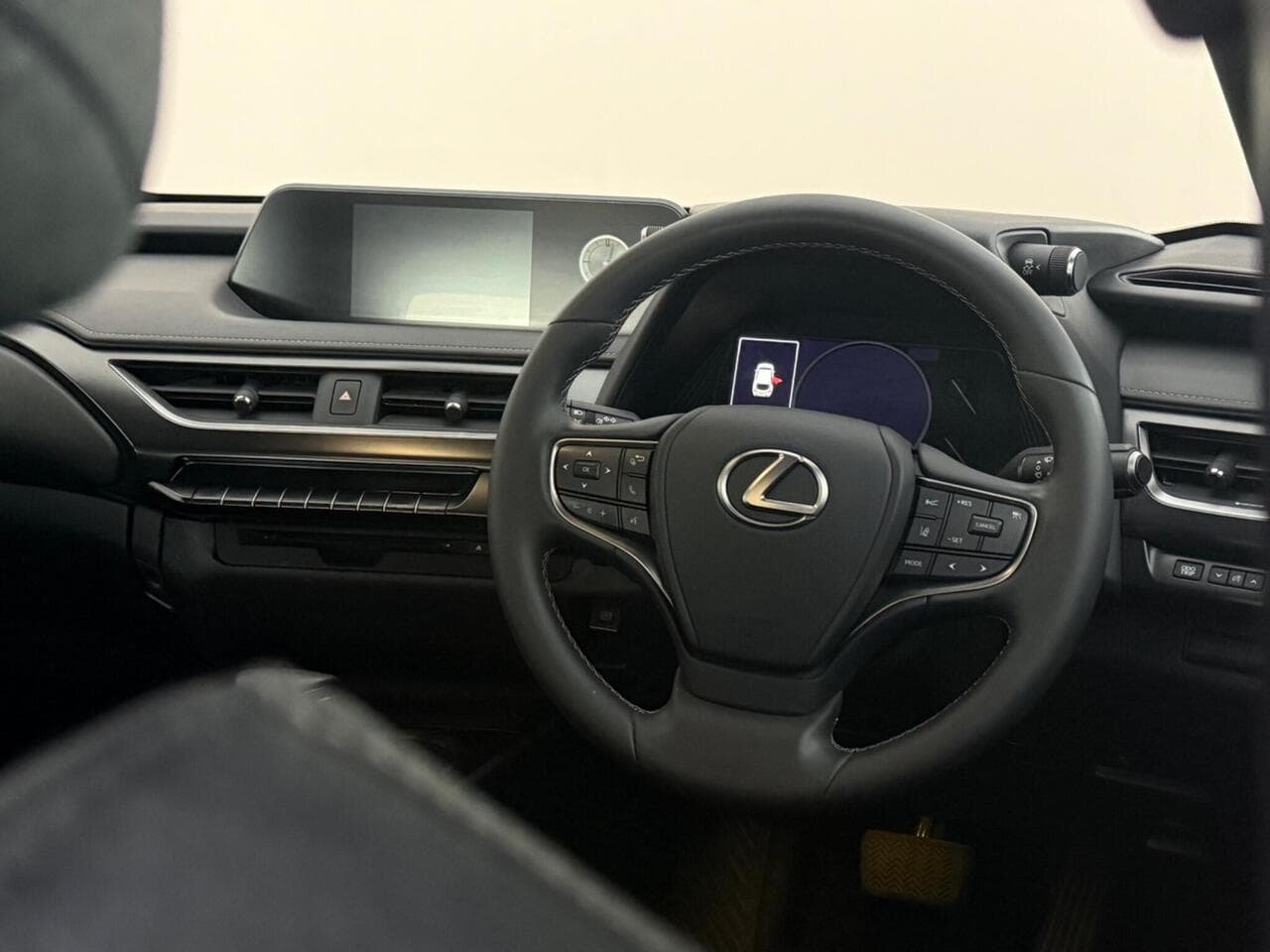 Lexus UX thumbnail Steering Wheel