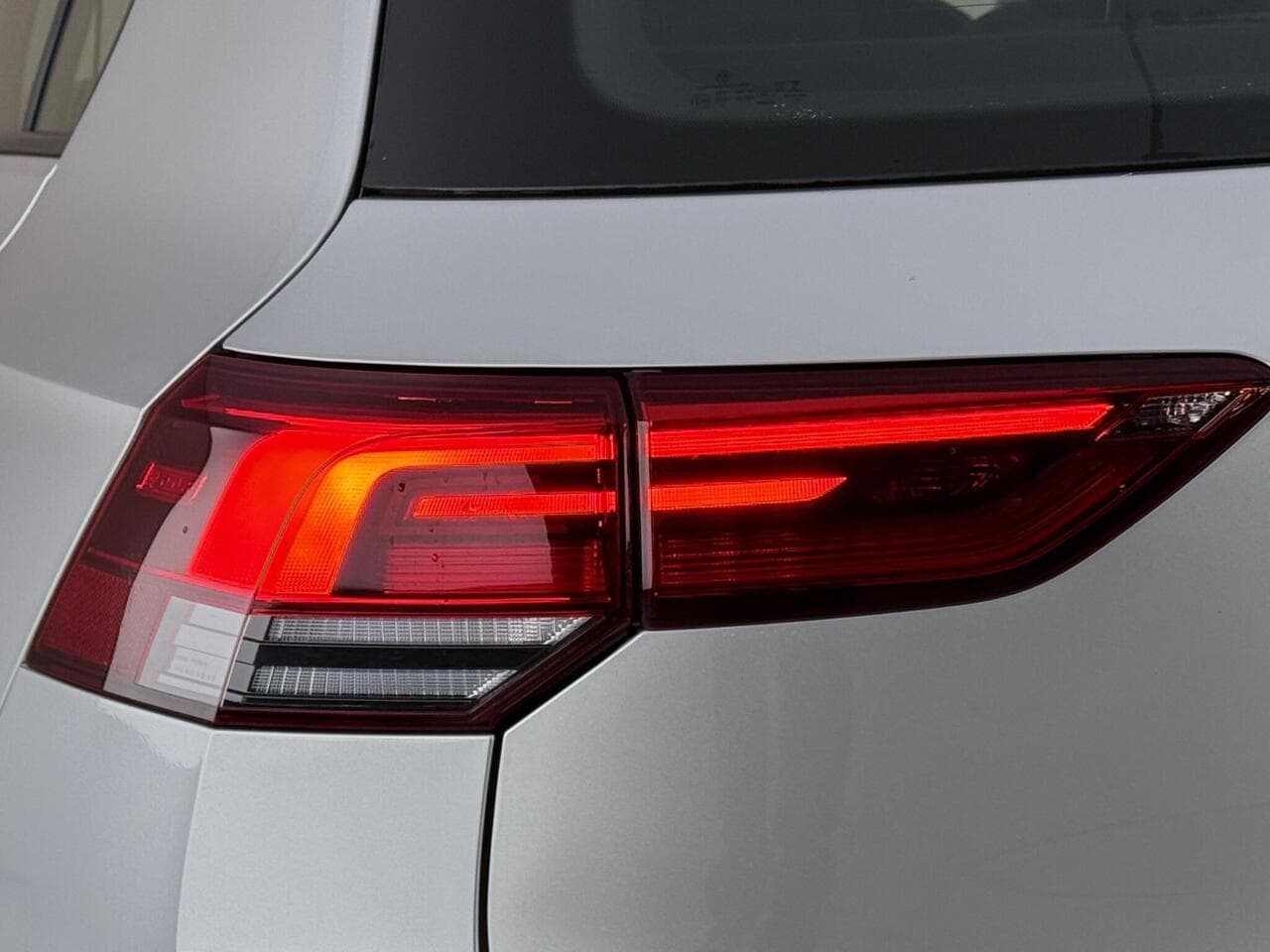 Volkswagen Golf thumbnail Lights Rear