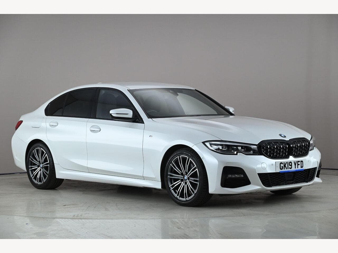 BMW 3 Series - BMW 3 Series 2.0 320d M Sport Auto xDrive Euro 6 (s/s) 4dr