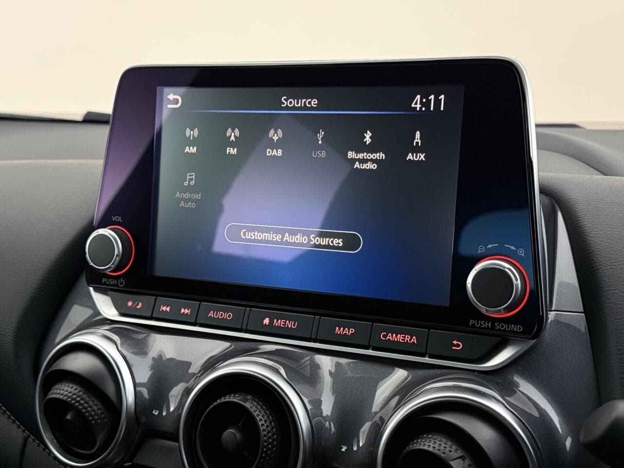 Nissan Juke thumbnail Infotainment System
