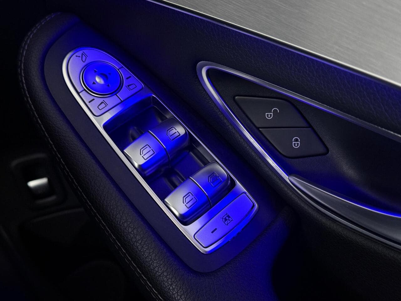 Mercedes-Benz C Class thumbnail Inconclusive