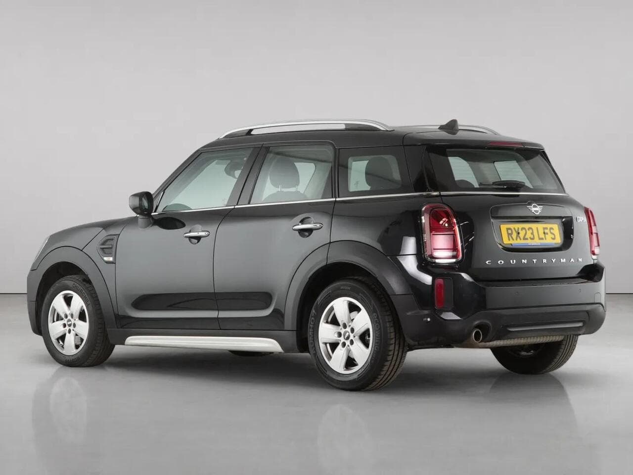 MINI Countryman thumbnail Rear Left