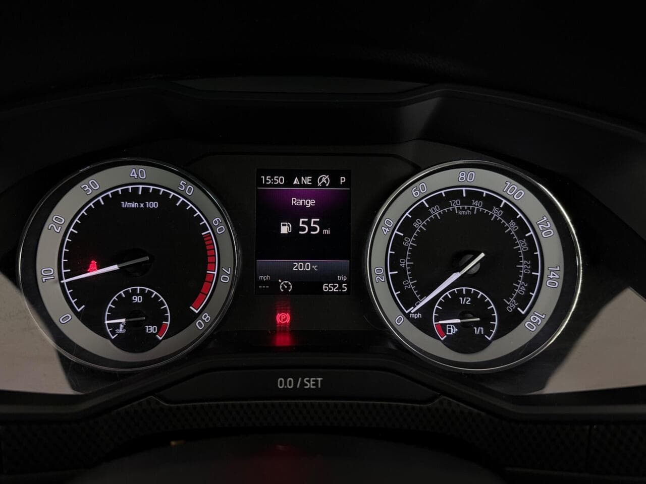 Skoda Superb thumbnail Driver Instruments