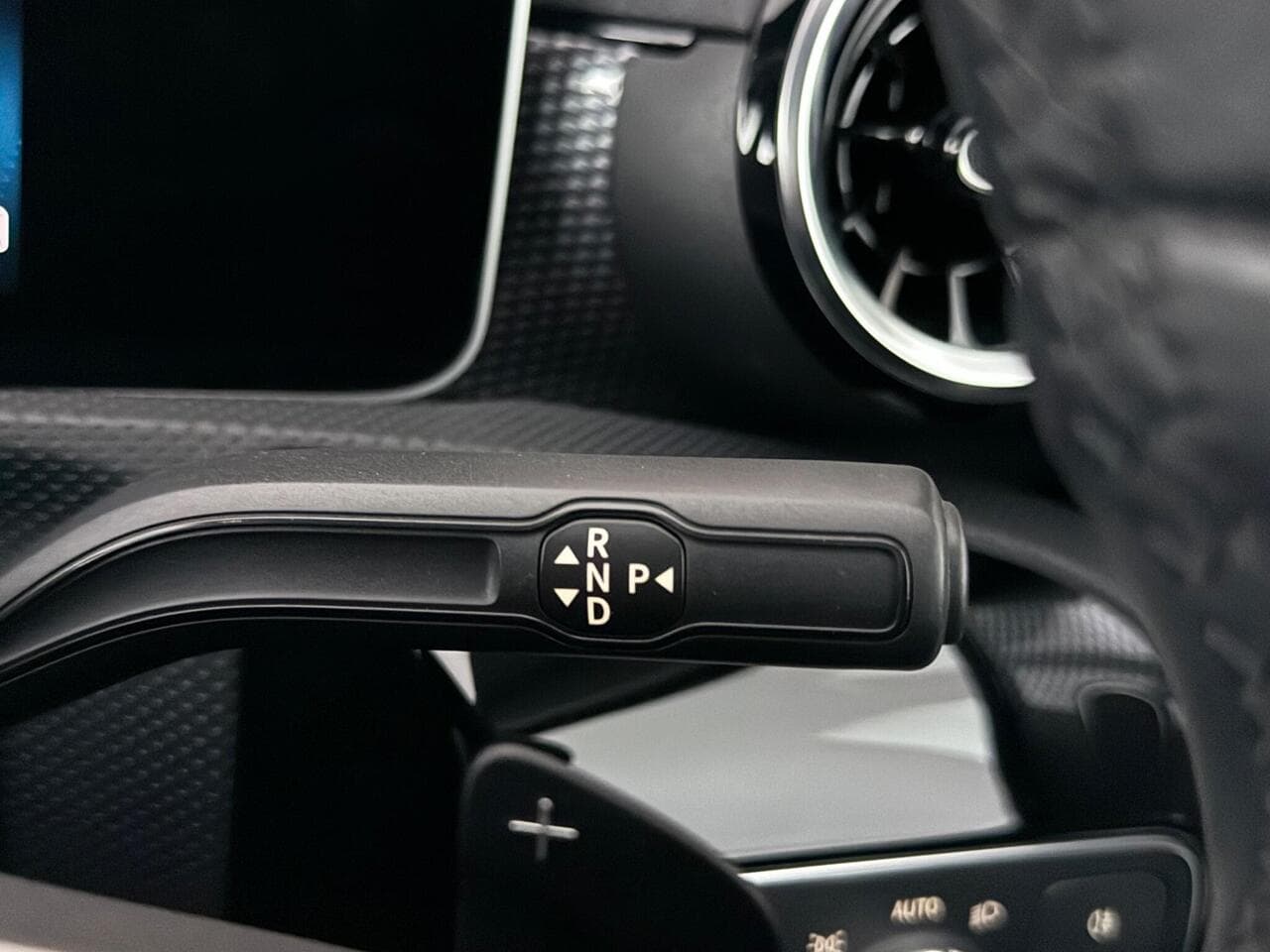 Mercedes-Benz A Class thumbnail Misc Controls