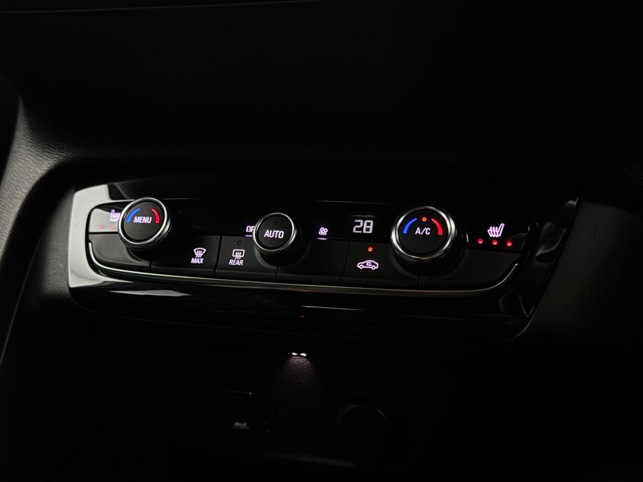 Vauxhall Corsa thumbnail Misc Controls