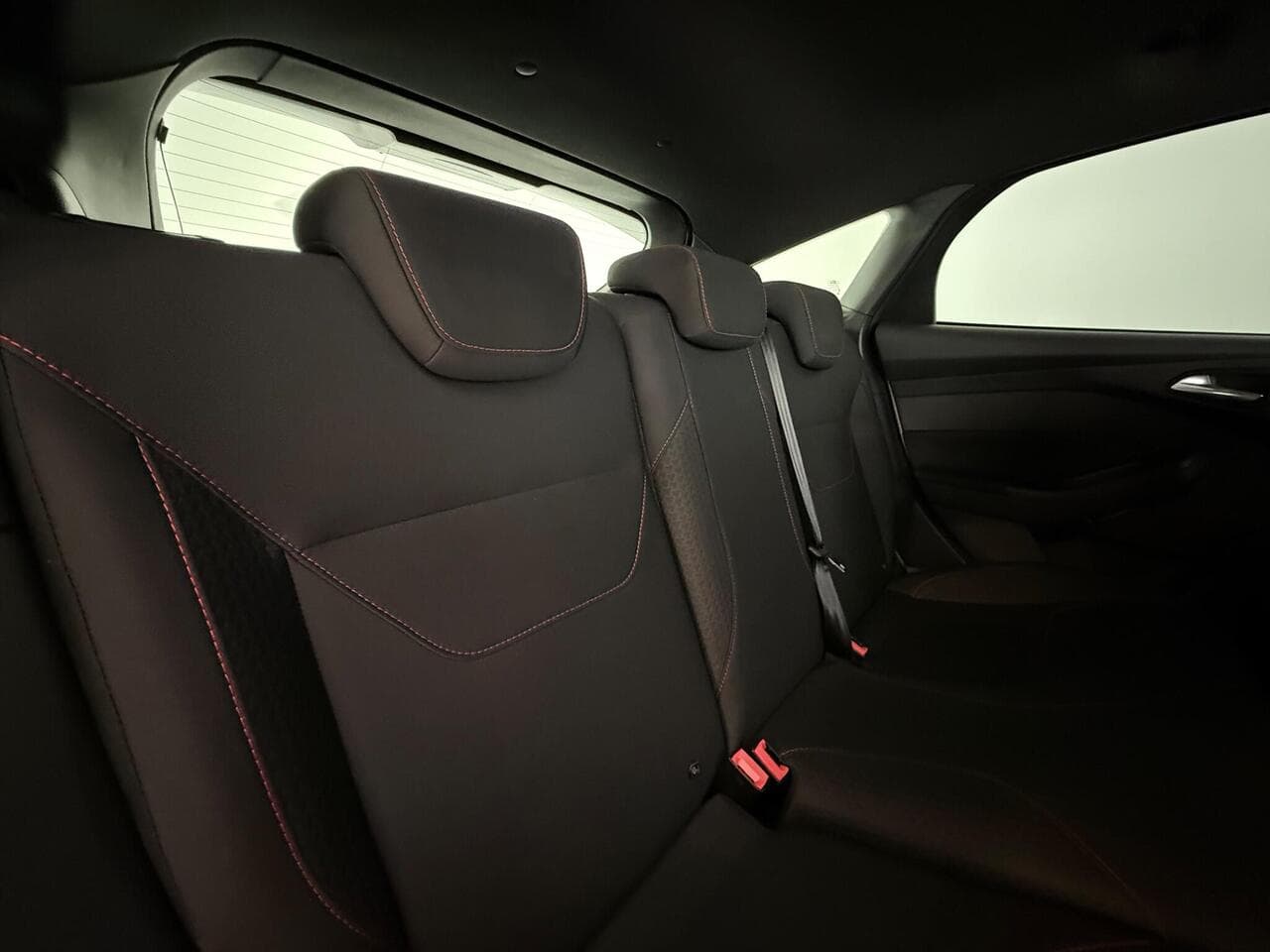 Ford Focus thumbnail Seats Rear