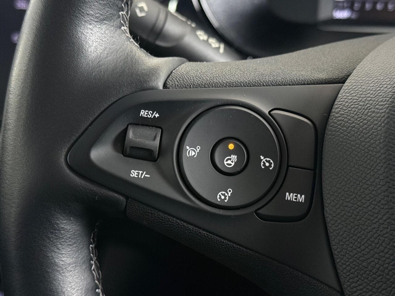 Vauxhall Corsa thumbnail Misc Controls