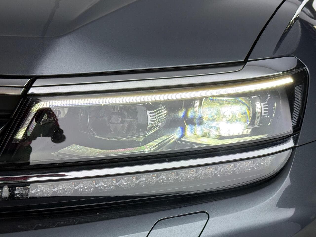 Volkswagen Tiguan Allspace thumbnail Lights Front