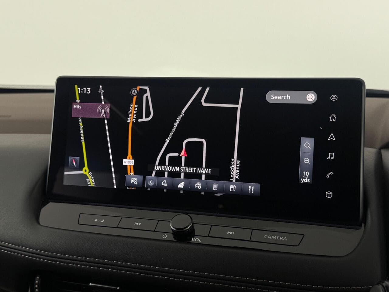 Nissan X-Trail thumbnail Infotainment System
