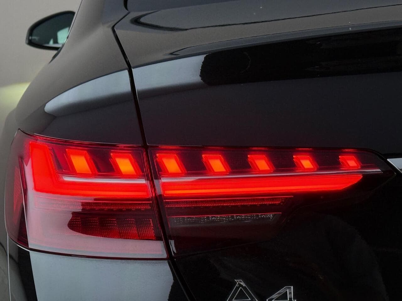 Audi A4 thumbnail Lights Rear