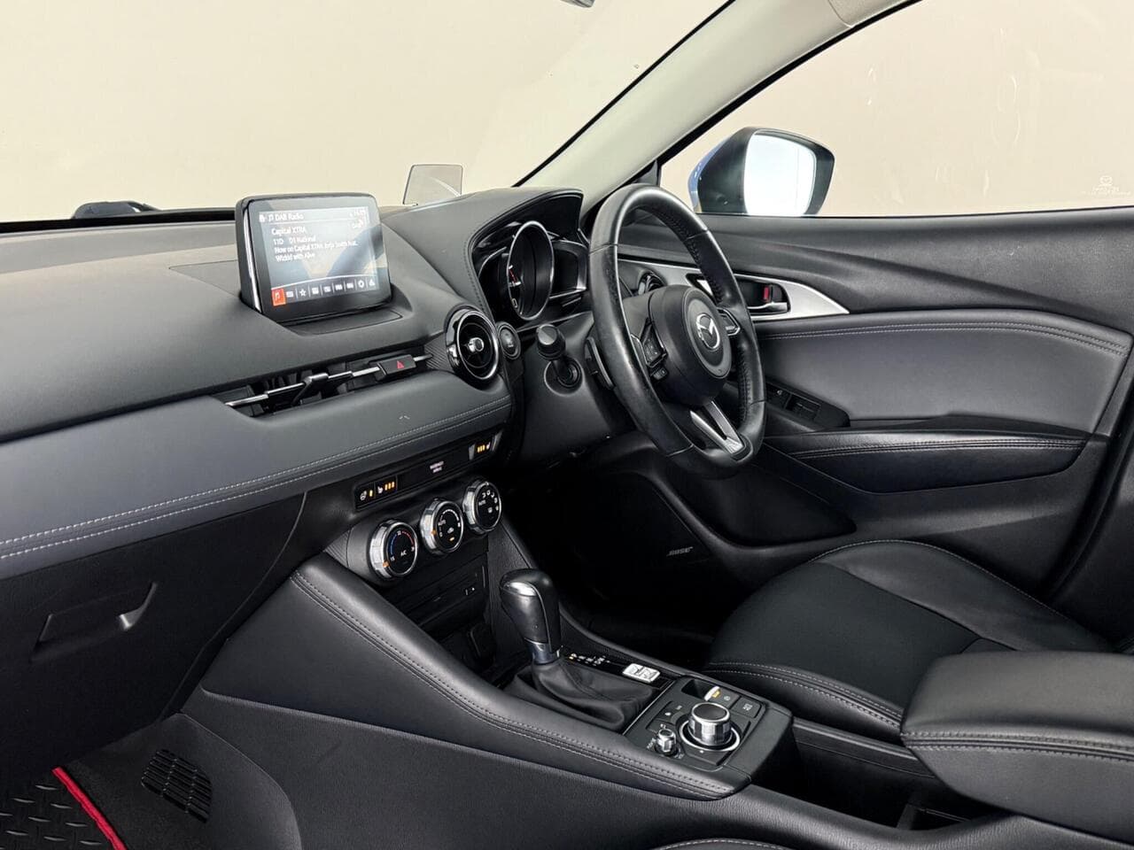 Mazda CX-3 thumbnail Interior Front