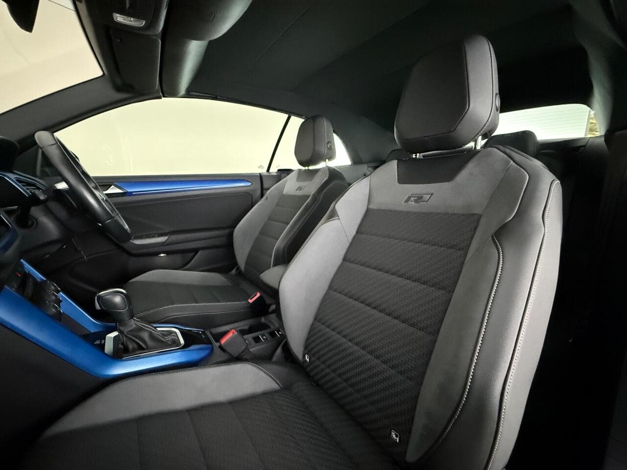 Volkswagen T-Roc thumbnail Seat Front Passenger