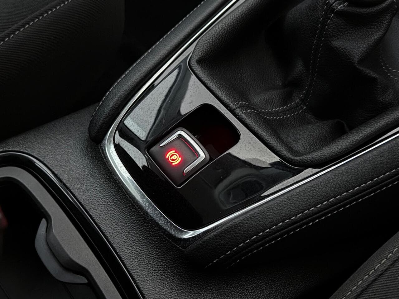 Vauxhall Grandland X thumbnail Interior Front