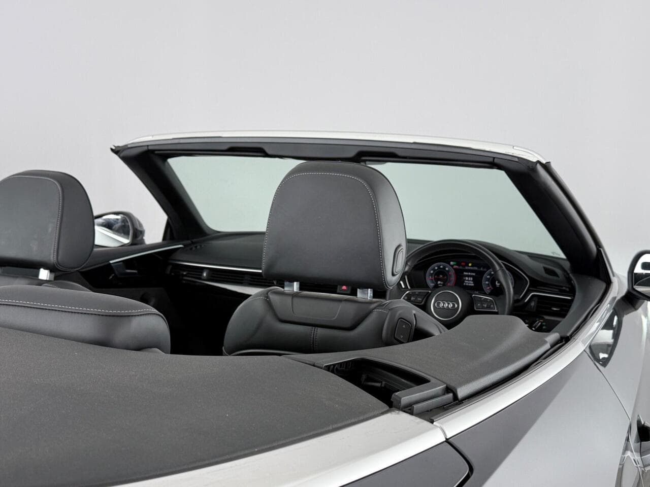 Audi A5 Cabriolet thumbnail Seat Driver