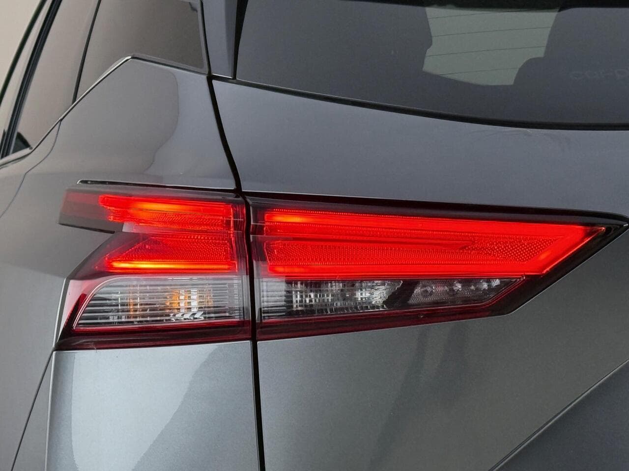 Nissan Qashqai thumbnail Lights Rear