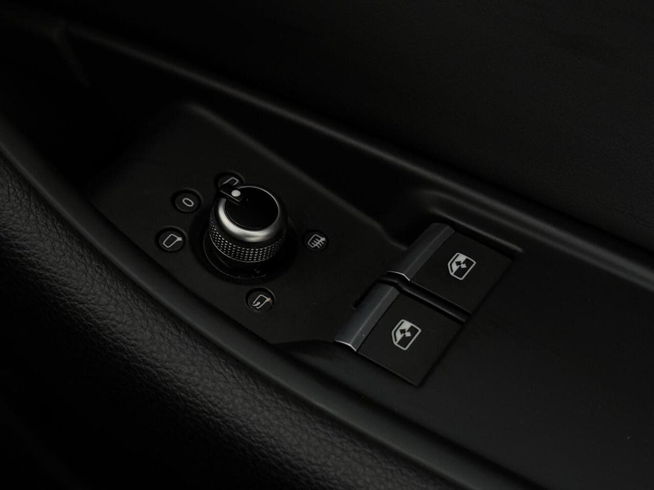 Audi A5 thumbnail Misc Controls