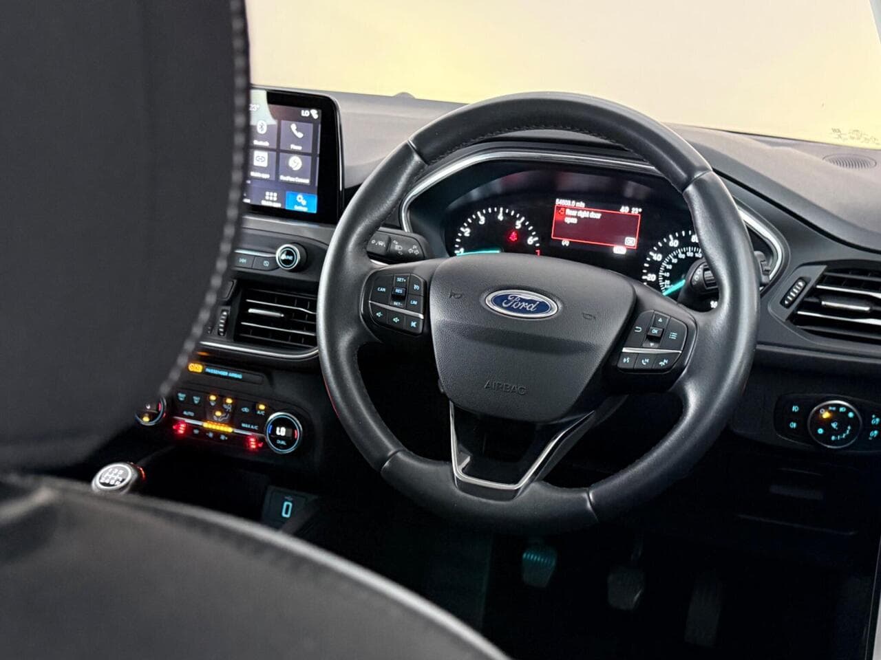 Ford Focus thumbnail Steering Wheel
