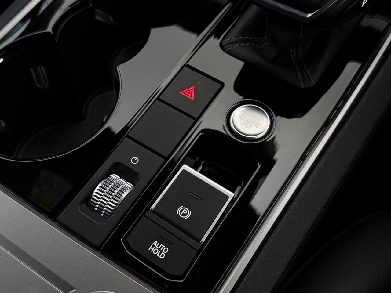 Volkswagen Touareg thumbnail Misc Controls