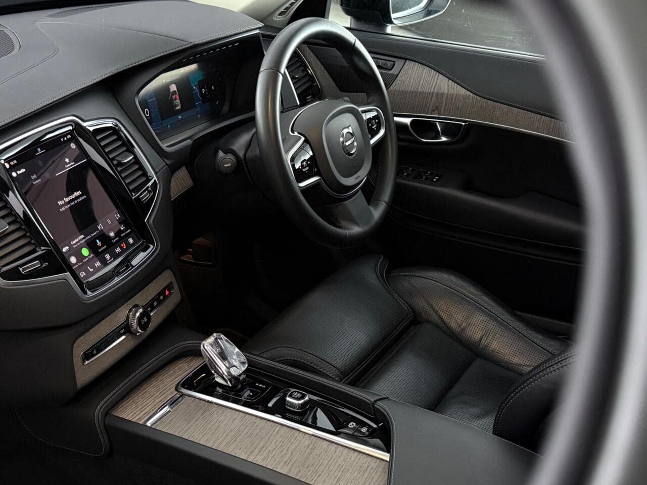 Volvo XC90 thumbnail Interior Front