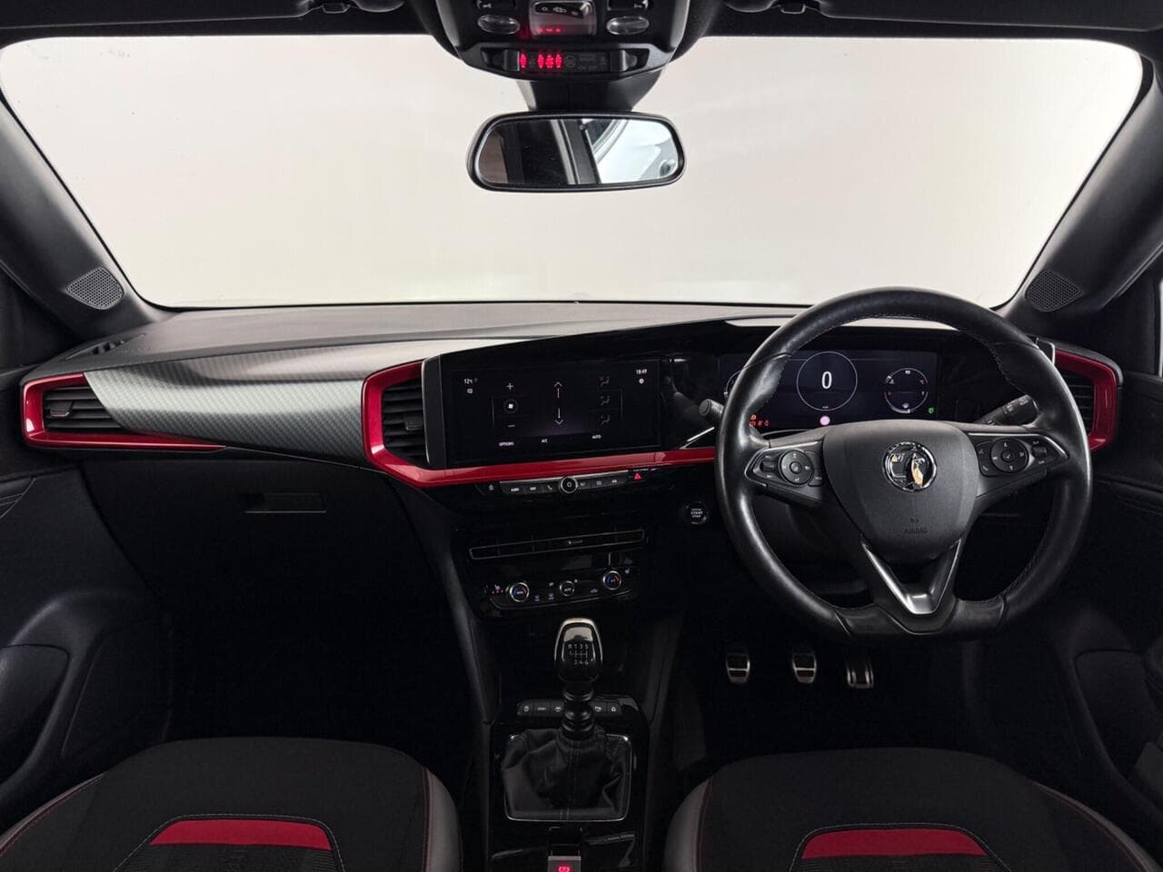 Vauxhall Mokka thumbnail Interior Front