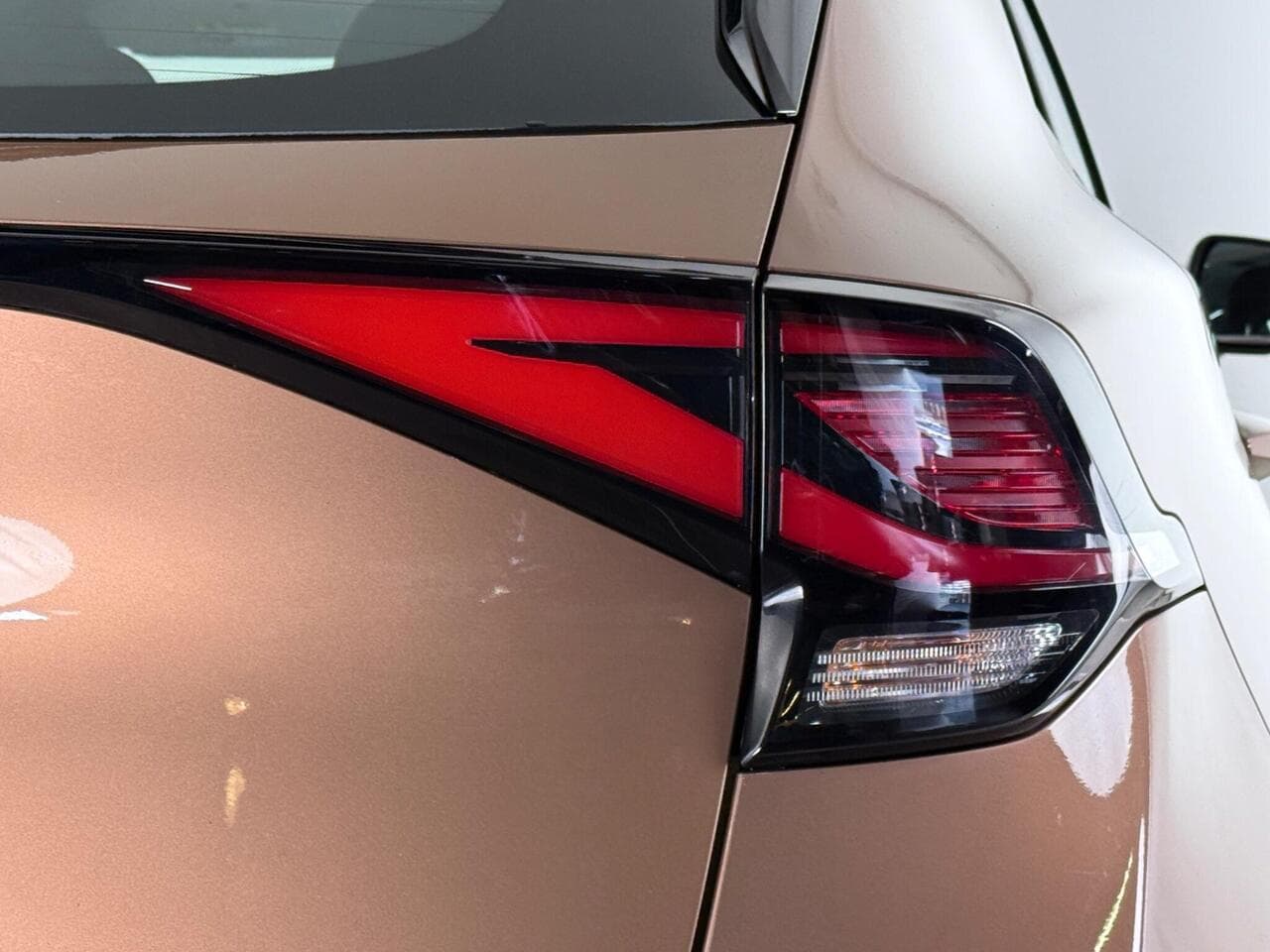 Kia Sportage thumbnail Lights Rear