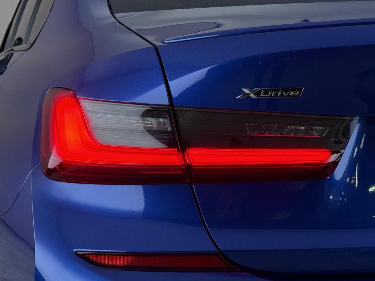 BMW 3 Series thumbnail Lights Rear
