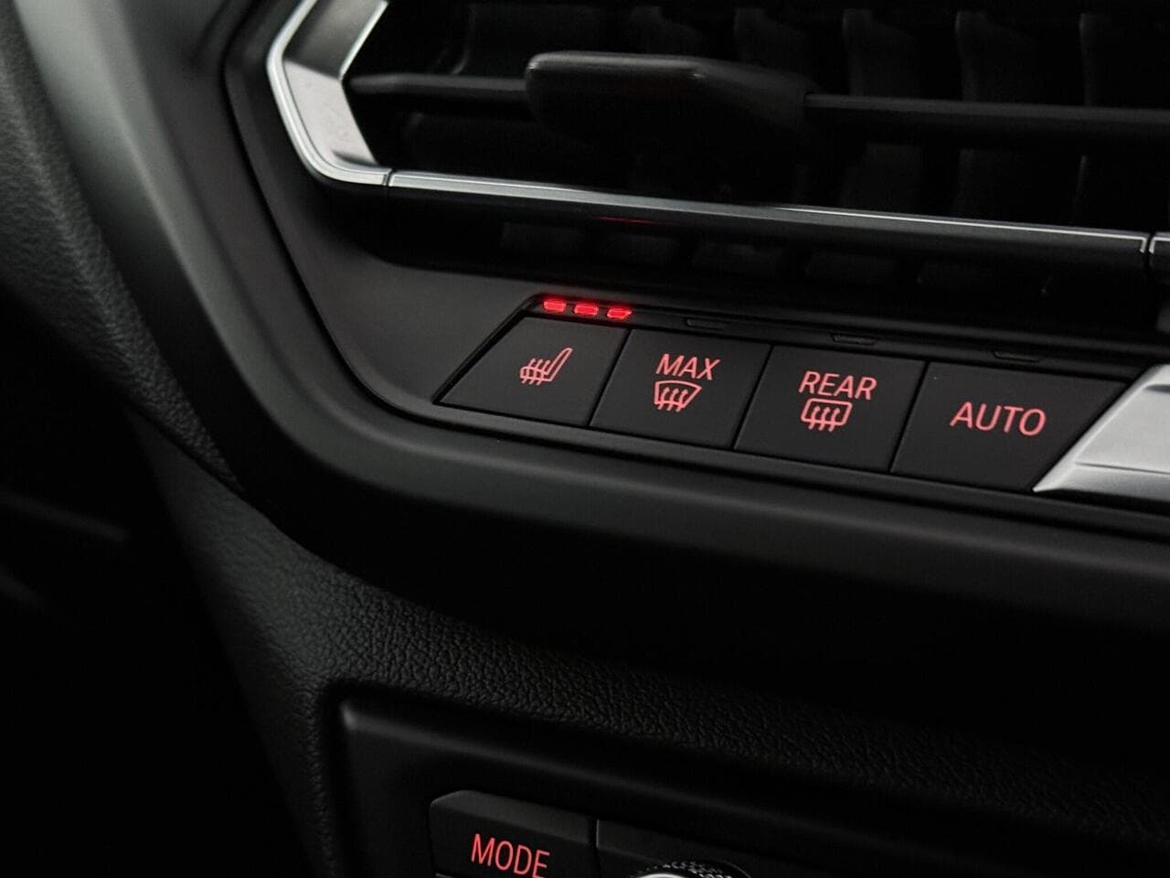 BMW 2 Series Gran Coupe thumbnail Misc Controls