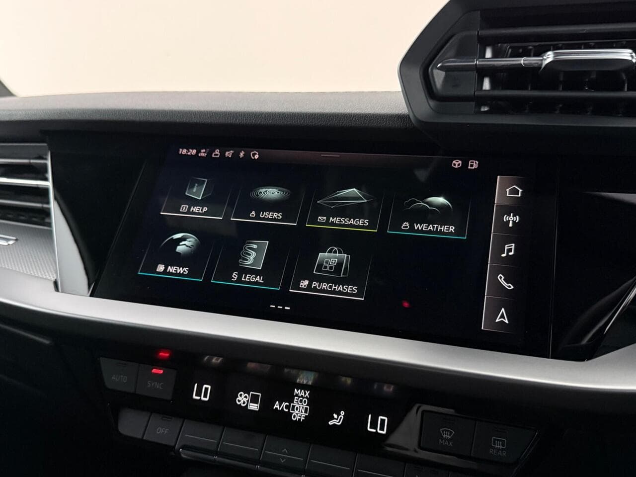 Audi A3 thumbnail Infotainment System