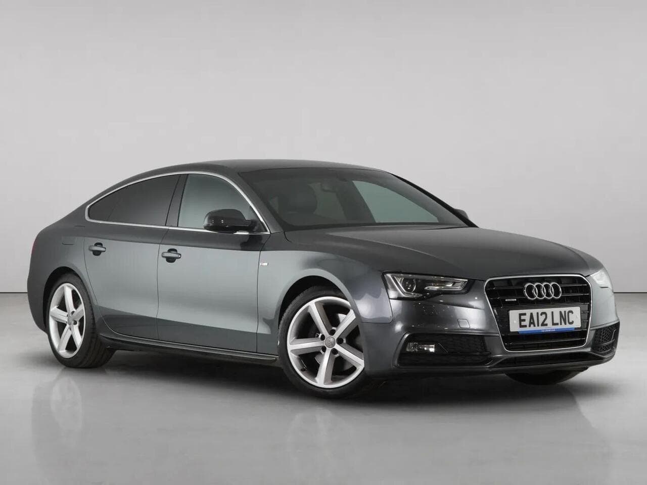 Audi A5 - Audi A5 2.0 TFSI S line Sportback 5dr Petrol S Tronic quattro Euro 5 (s/s) (211 ps)