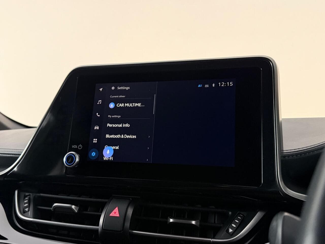 Toyota C-HR thumbnail Infotainment System