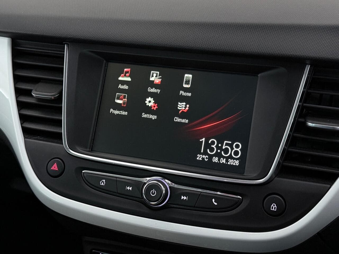 Vauxhall Crossland thumbnail Infotainment System