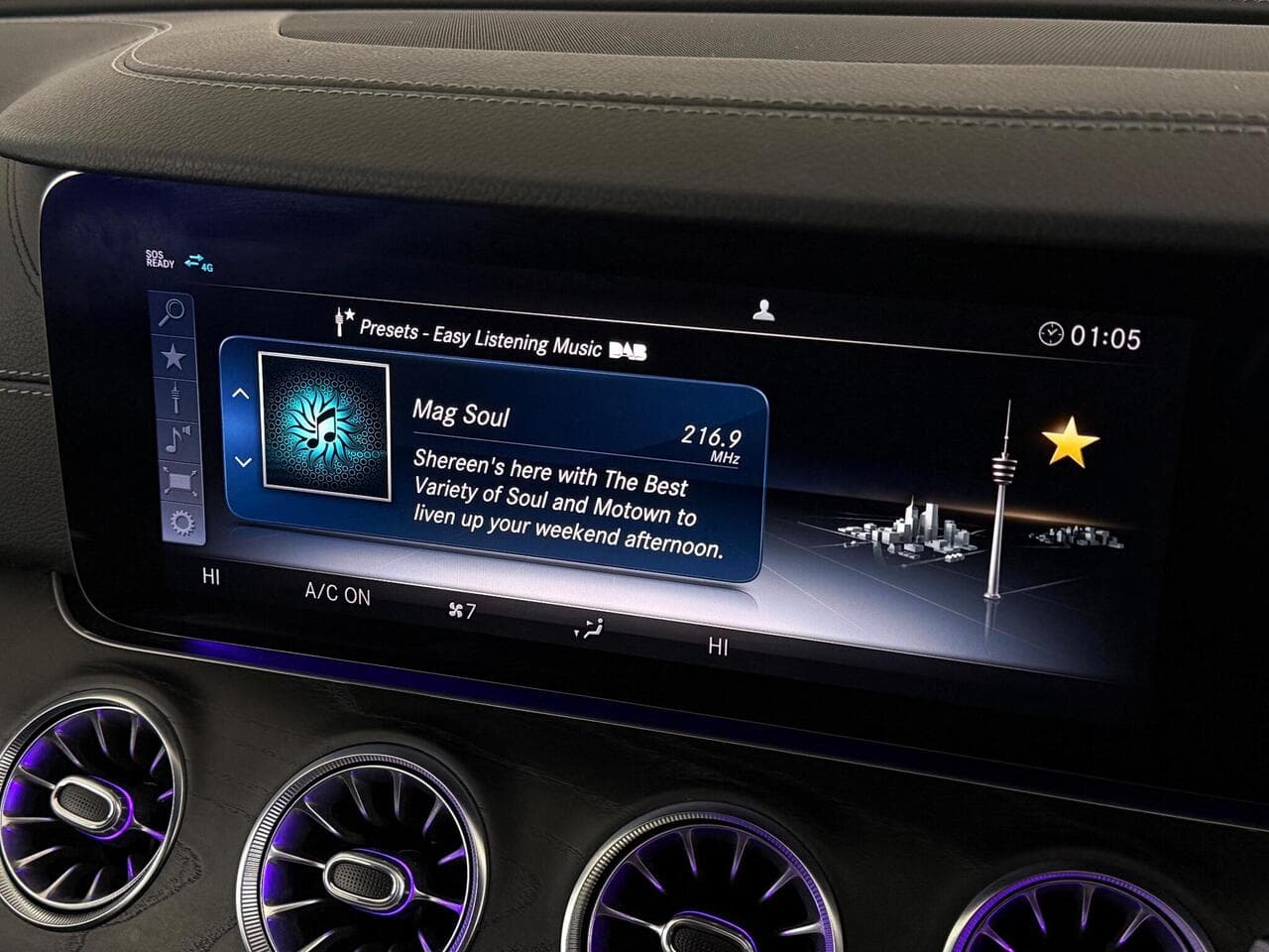 Mercedes-Benz E Class thumbnail Infotainment System