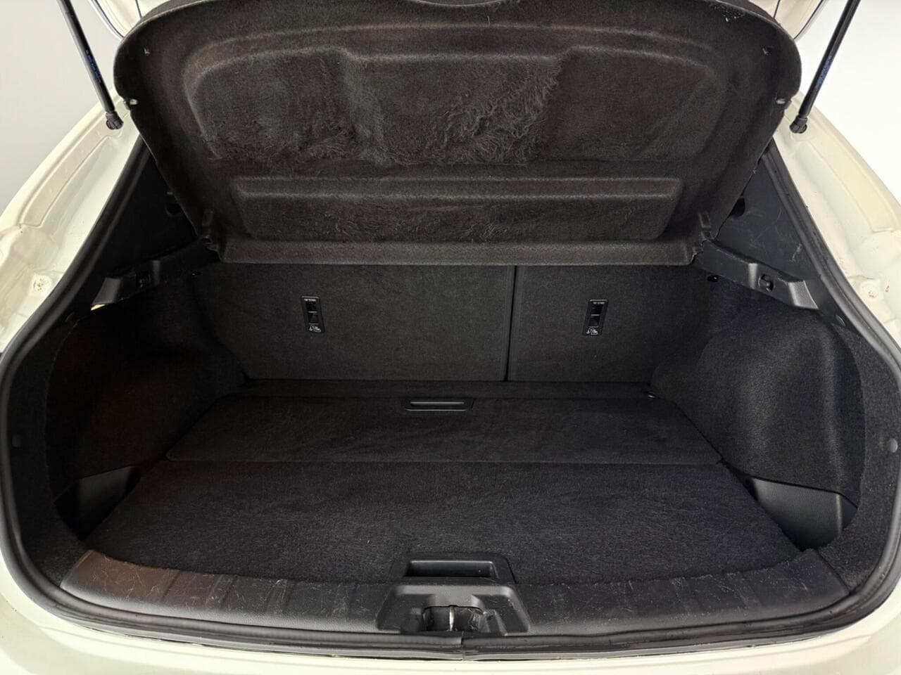 Nissan Qashqai thumbnail Boot