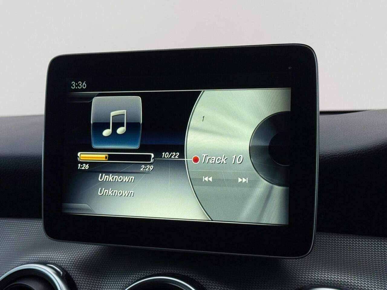 Mercedes-Benz GLA thumbnail Infotainment System