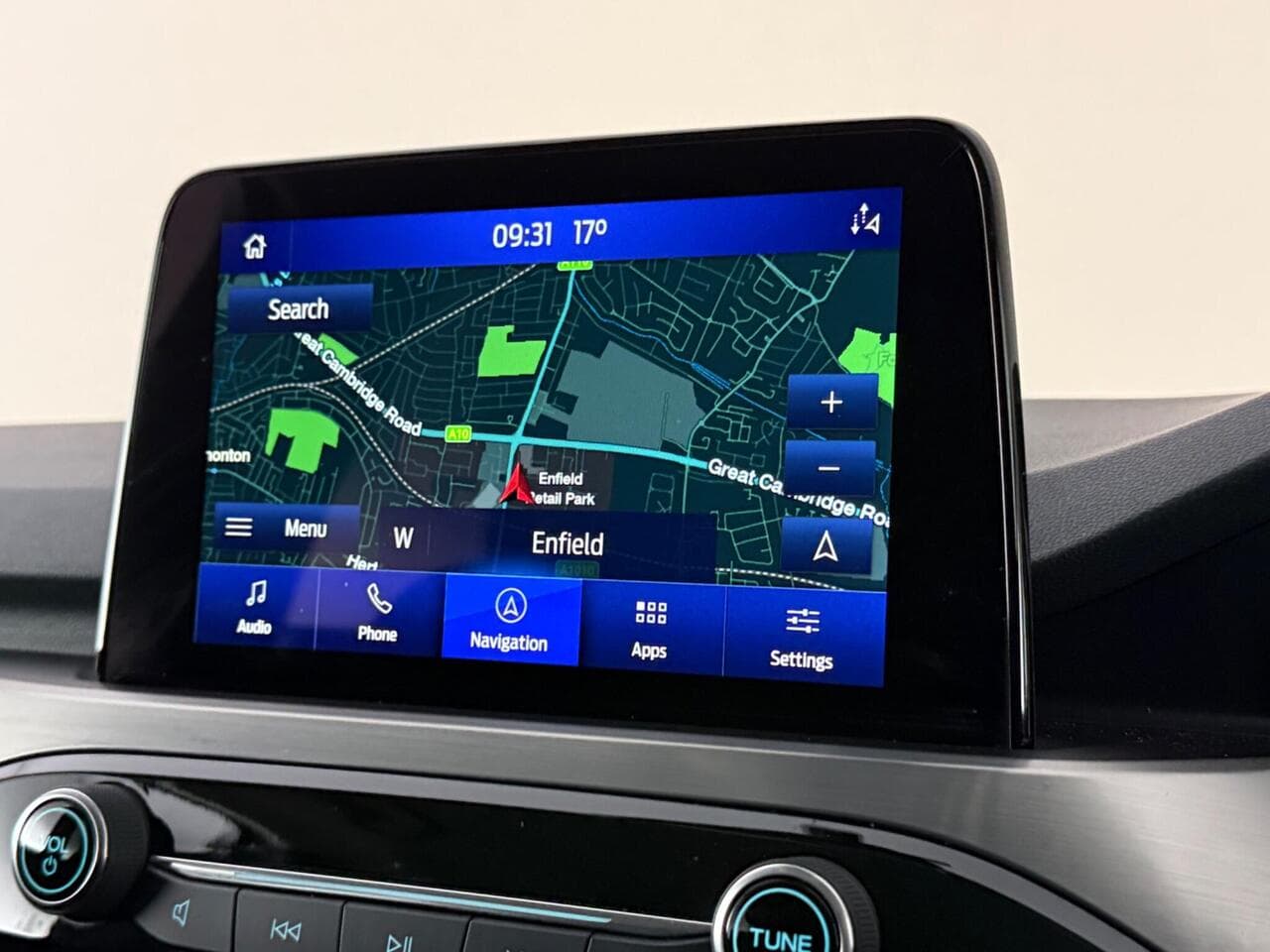 Ford Kuga thumbnail Infotainment System