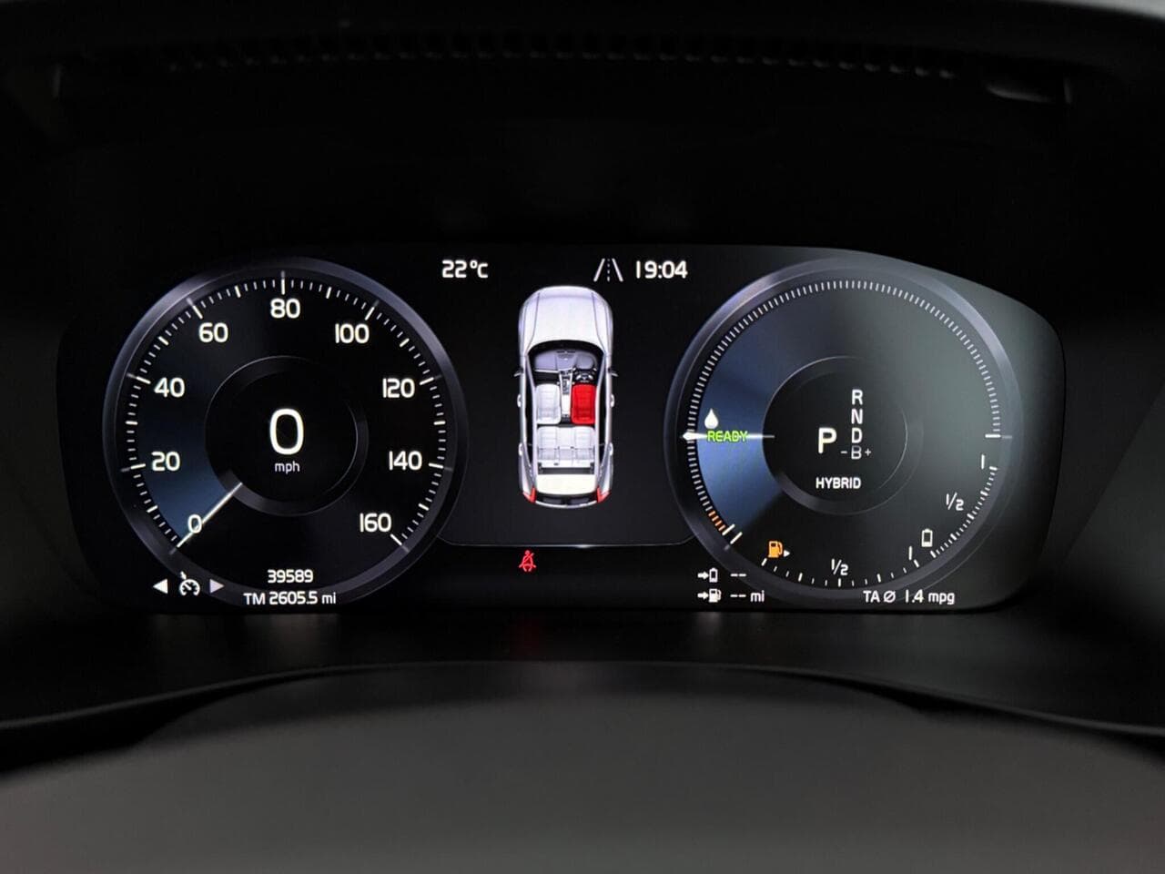 Volvo XC40 thumbnail Driver Instruments