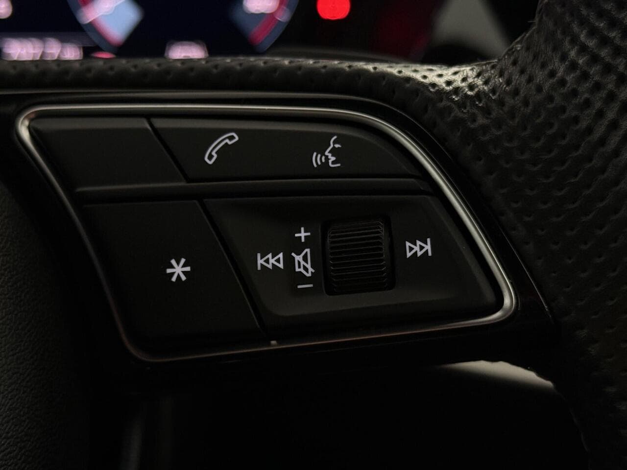 Audi A3 thumbnail Misc Controls