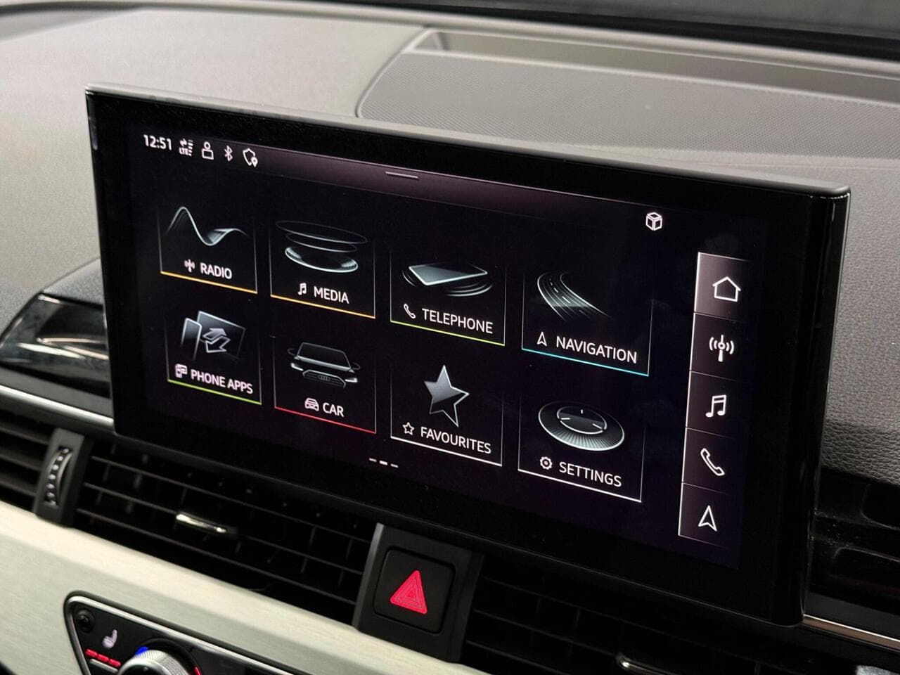 Audi A4 thumbnail Infotainment System