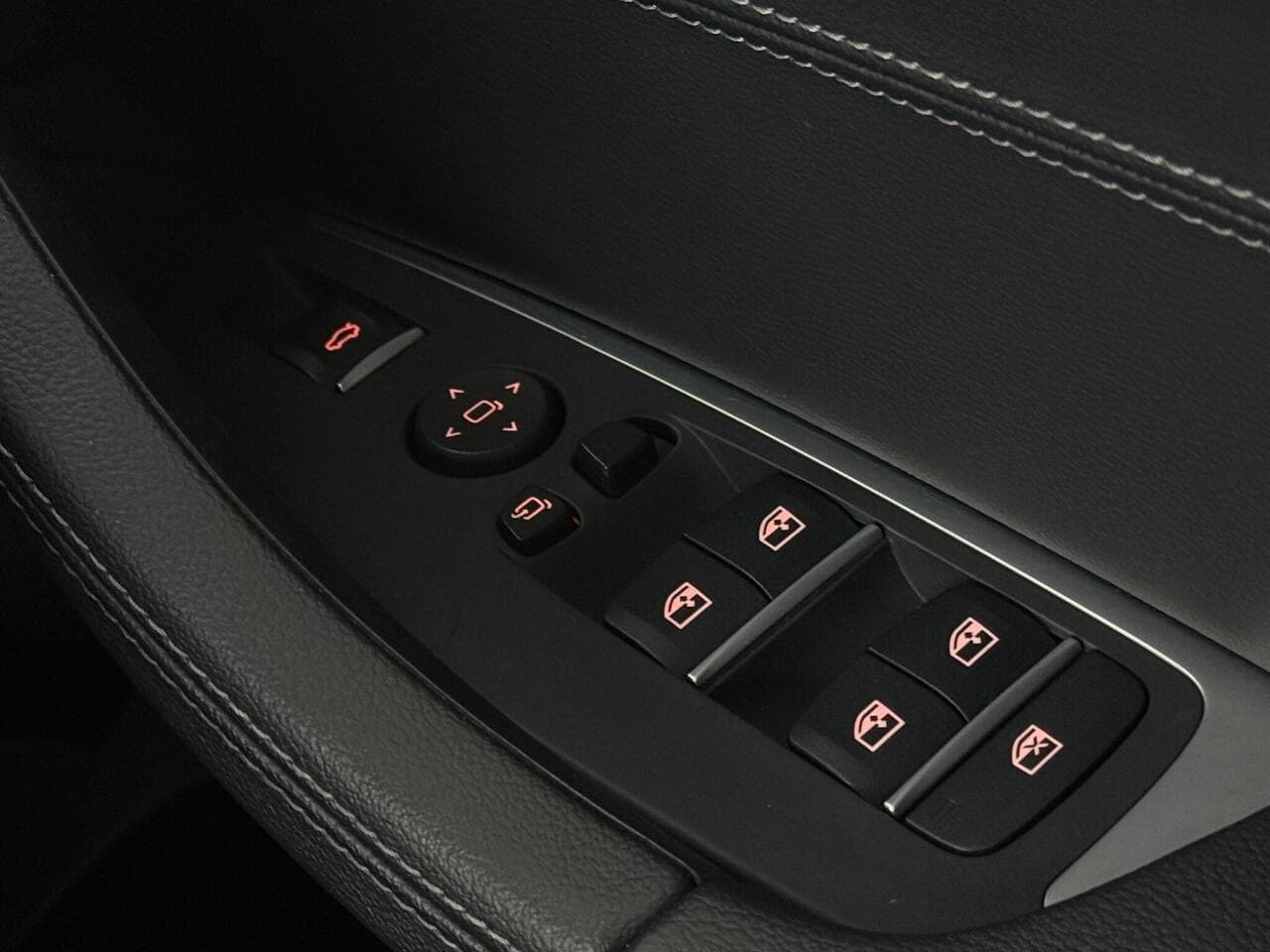 BMW X3 thumbnail Misc Controls